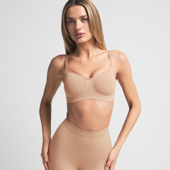 NWOT Skims Seamless Sculpt Bralette | Women’s Comfortable Lightweight Bralette - Picture 1 of 5